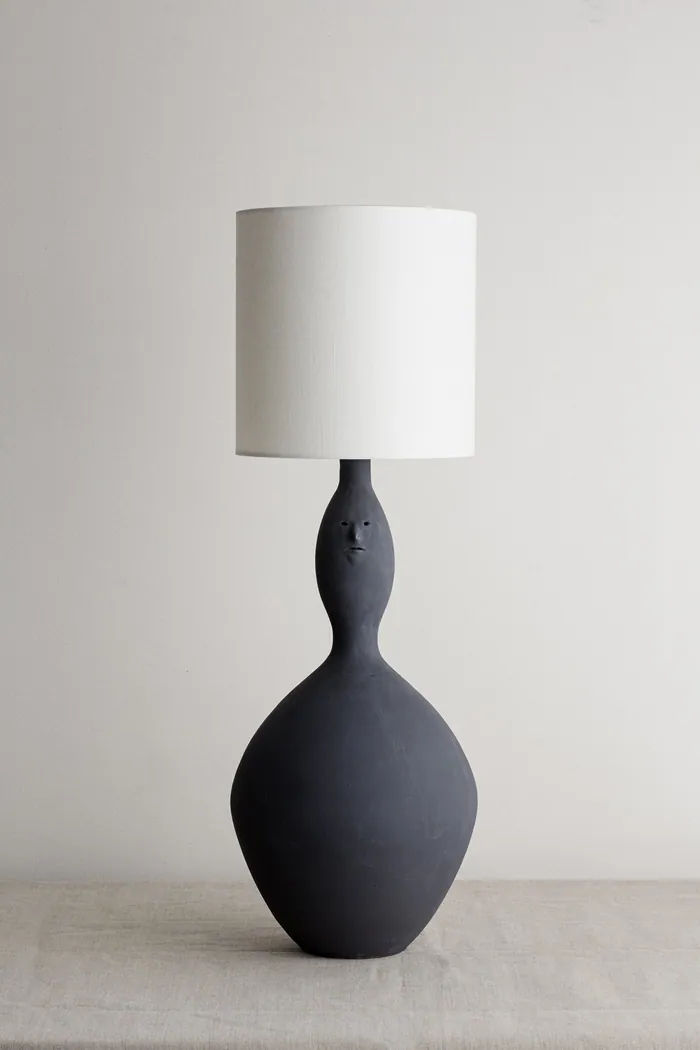 Charcoal Vessel Face Lamp (L)
