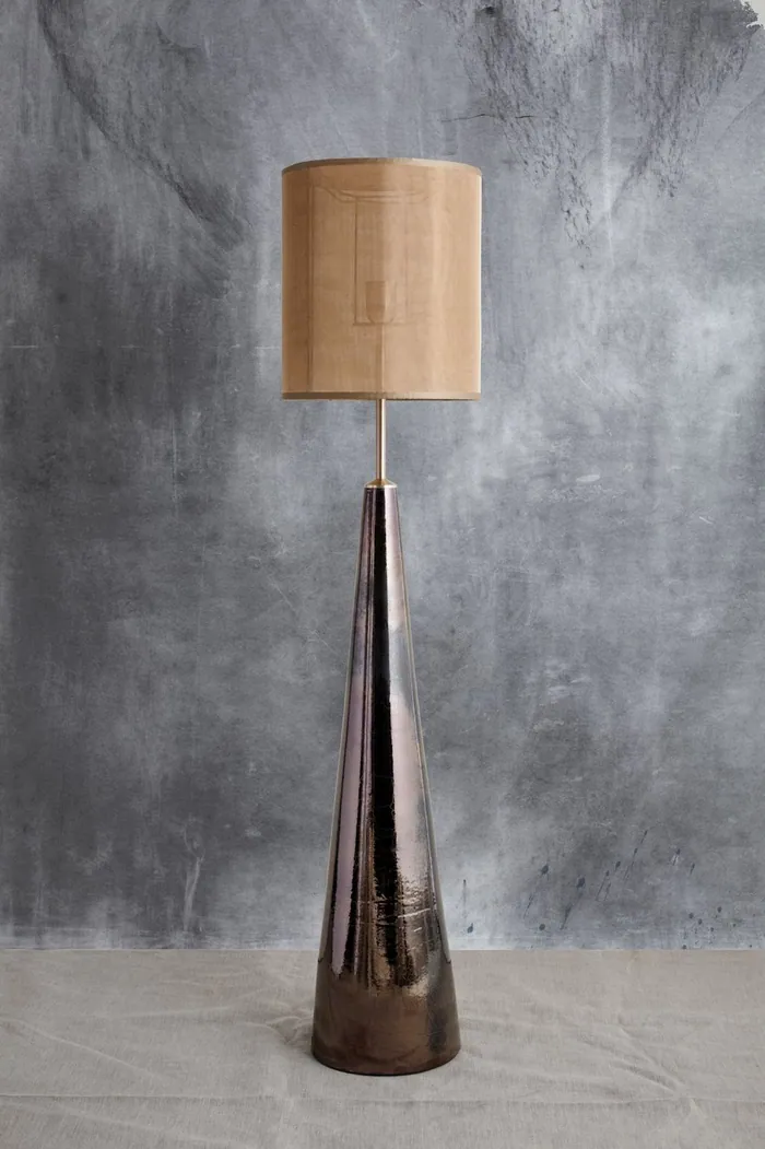 Triangle Floor Lamp with Cylinder Lampshade