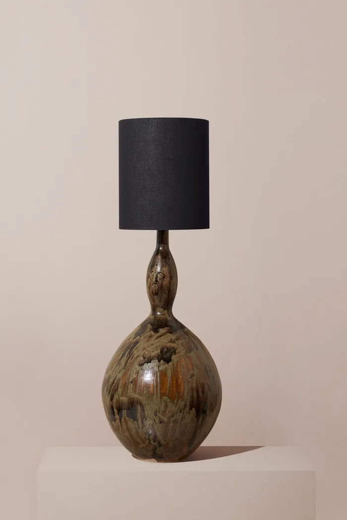 Gaia Vessel Face Floor Lamp
