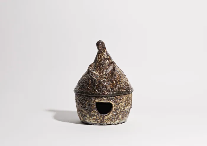 Figurine Hut