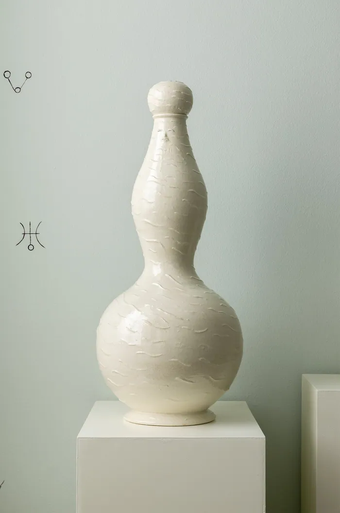 Hermetic Vase (Albedo)