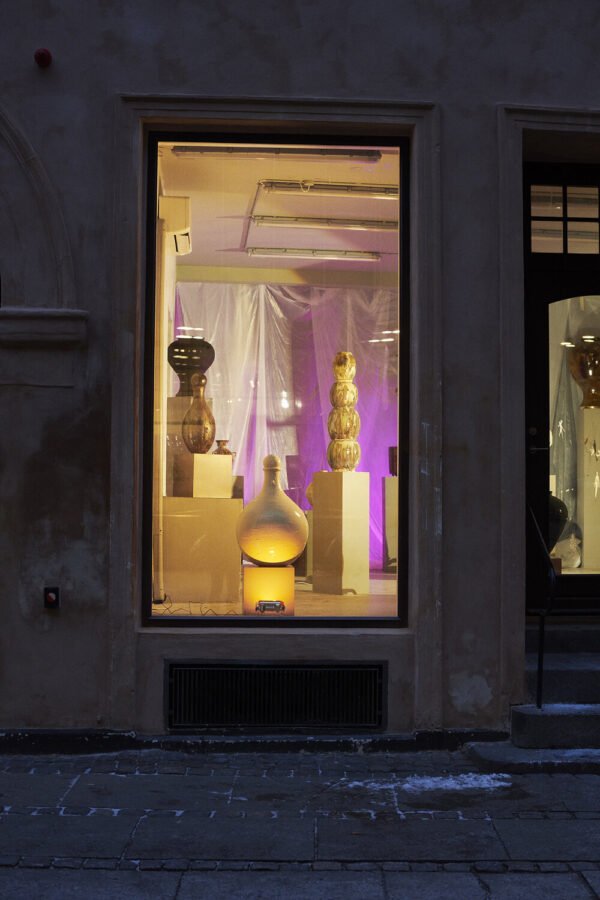 TIDES_CATHRINE-RABEN-DAVIDSEN+(by+Michael+Rygaard)+2